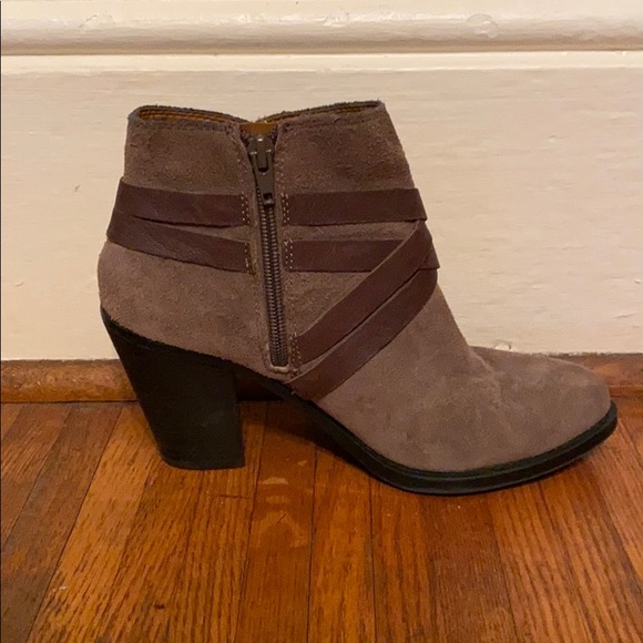 Lucky Brand booties - Picture 3 of 5